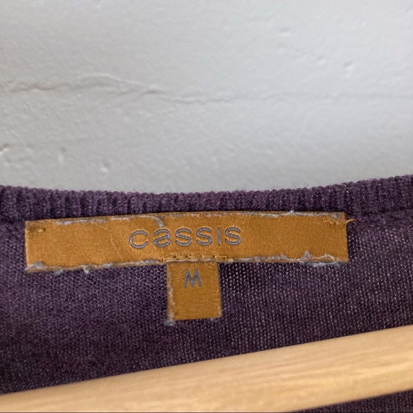 Cashmere-like purple sweater — women’s size M - Picture 3 of 4